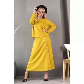 Костюм женский, размер 54, цвет горчичный