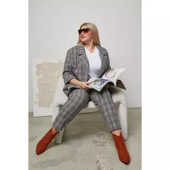 Костюм женский, размер 54, цвет серый