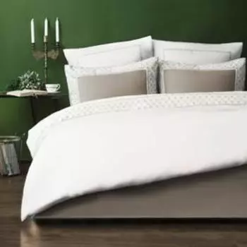 Постельное бельё евро «Эмануэль», размер 220x240 см, 200x220 см, 50x70 см - 2 шт, 70x70 см - 2 шт, цвет белый