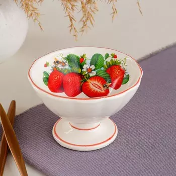 Креманка "Клубника", белая, деколь, 150 мл