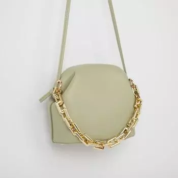 Кросс-боди, отдел на фермуаре, длинный ремень, цвет зелёный