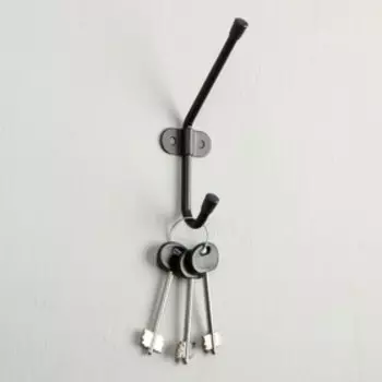 Крючок 2 - х рожковый, черный