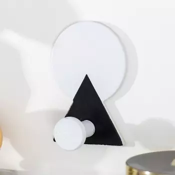 Крючок декоративный металл на клеевой ленте "Геометрия - треугольник и круг" 6х4 см