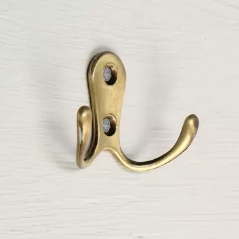 Крючок мебельный ТУНДРА TKd=006, двухрожковый, бронза