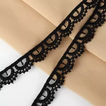 Кружево гипюровое, 13 мм 11 ± 1 м, цвет чёрный