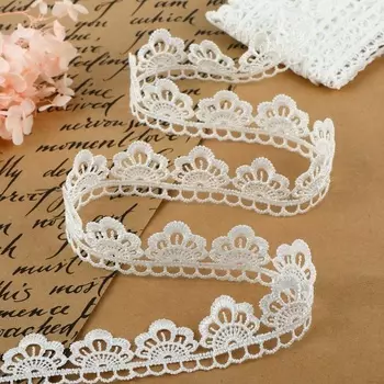 Кружево гипюровое, 30 мм 9 ± 0,5 м, цвет белый