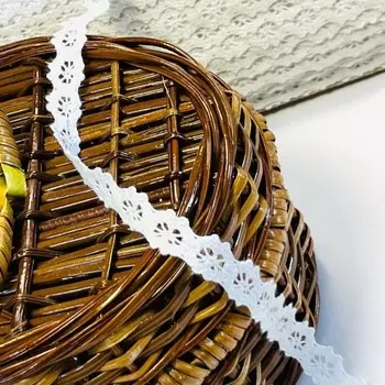 Кружево вязаное 05-2, размер 1,3 см, 1 м