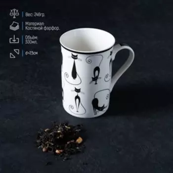 Кружка фарфоровая Доляна «Чёрный кот», 300 мл, цвет белый