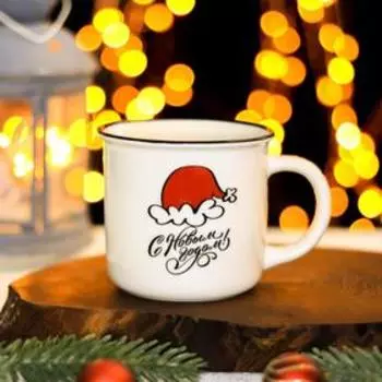 Кружка фарфоровая Доляна «Новогодний колпак», 380 мл, цвет белый