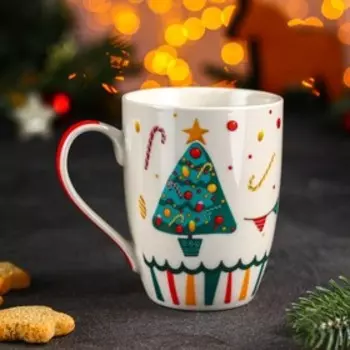 Кружка фарфоровая в подарочной упаковке Доляна «Новый год. Ёлочка», 350 мл, цвет белый