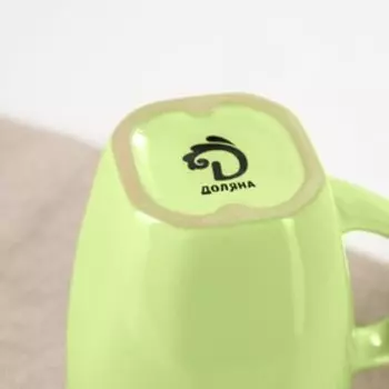 Кружка керамическая Доляна «Пастель», 280 мл, цвет зелёный