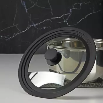 Крышка для сковороды и кастрюли Доляна, универсальная d=24/26/28 см с силиконовым ободком и ручкой, стекло, чёрная