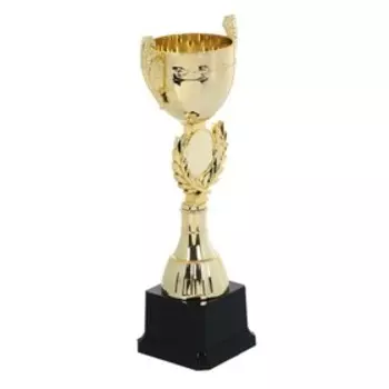 Кубок 175, наградная фигура, золото, подставка пластик, 26,2 х 9,5 х 7,7 см.