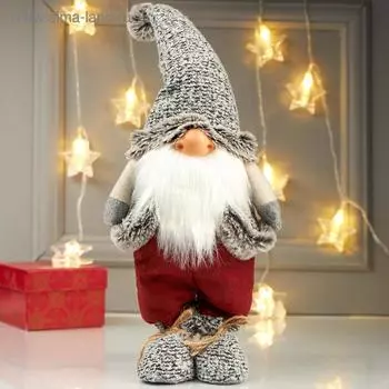 Интерьерная кукла текстильная «Дедушка в бордовых штанах и серой куртке», 421217 см