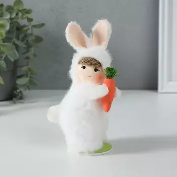 Интерьерная текстильная кукла «Малыш в костюме зайчика с морковкой», 6715 см