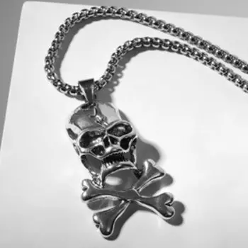 Кулон мужской "Череп" с костями, цвет серебро, 70см
