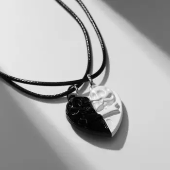 Кулоны парные «Скелеты», 43 см, цвет белый/чёрный