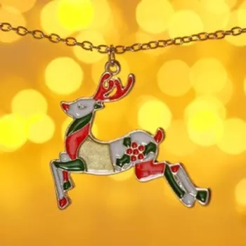 Кулон "Олень" с омелой, цветной в серебре, 46 см