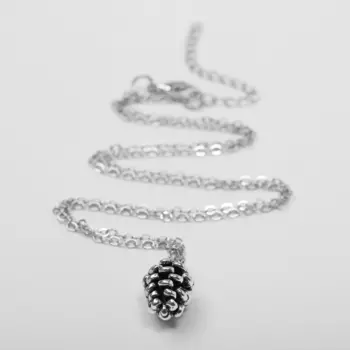 Кулон на цепочке «Новогодний», шишка, цвет чернёное серебро