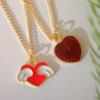 Кулоны новогодние "Неразлучники" сердце с крылышками, цвет красно-белый в золоте, 42 см