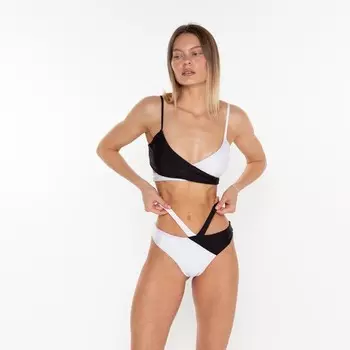 Купальник раздельный двухцветный женский, белый, чёрный, размер 42