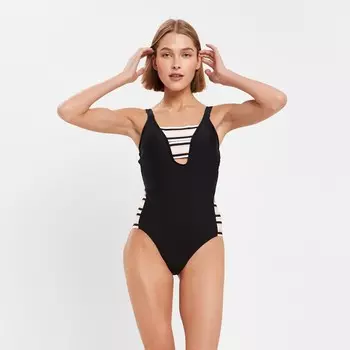 Купальник женский слитный MINAKU, размер 46, чёрный