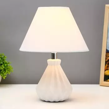 Лампа настольная 1860/1WT E14 40 Вт белый 252535 см RISALUX