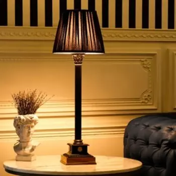 Лампа настольная "Адель", 9 × 9 × 49 см