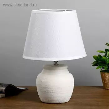 Лампа настольная "Авейро" 1х40Вт Е27 белый 22х22х32 см RISALUX