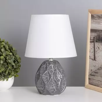 Лампа настольная «Иветт» 140 Вт Е14 черный 202030 см