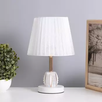 Лампа настольная «Клаудия» 140 Вт Е27 15 Вт LED белый/прозрачный 212134 см