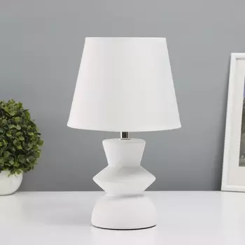 Лампа настольная «Кумо» 140 Вт Е14 белый 19.519.535.5 см