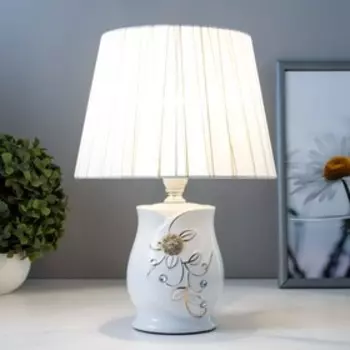 Лампа настольная "Сияющие цветы" 1х40Вт E14 белый 20х20х30 см