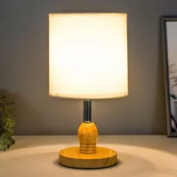 Лампа настольная "Валенсия" 1х40Вт E27 белый 15х15х30,5 см.