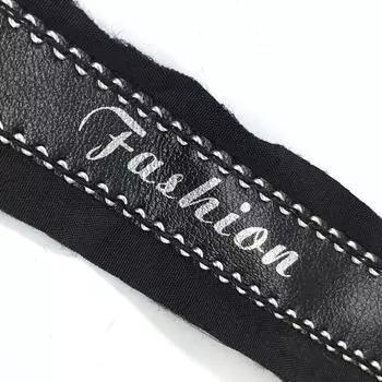 Лампасы №138 надпись Fashion, размер 2,5 см 1 метр, цвет чёрный под кожу, белый строчки