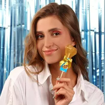 Леденец на палочке «Сияй»: в форме бриллианта, со вкусом персика, 30 г.