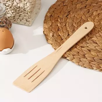 Лопатка с прорезями, 28 см, бук