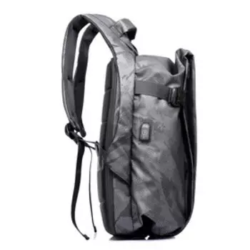 LTC701 Рюкзак TANGCOOL, отдел на молнии, с USB, цвет черный камуфляж (17"), 31х16х48см