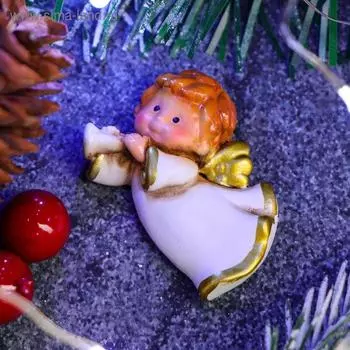 Магнит "Ангел с горном" 5х4см
