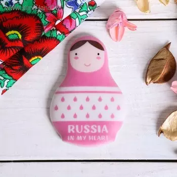 Магнит «Розовая матрёшка»