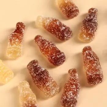 Мармелад в банке «Ярких впечатлений», бутылочки колы, 100 г.