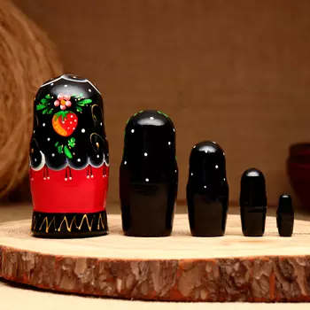 Матрёшка 5-кукольная "Илона земляника", 10-11 см