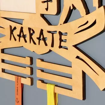 Медальница с фото "Карате" жёлтый цвет, 47х27,5 см