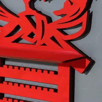 Медальница с полкой «Карате», 42.527.5 см