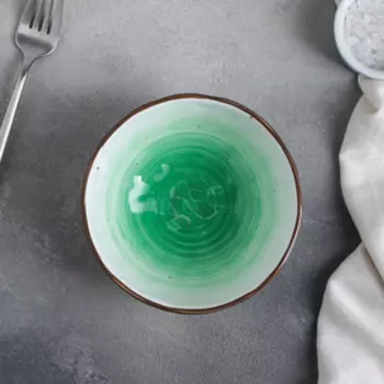 Миска фарфоровая Доляна «Космос», 370 мл, d=13,1 см, цвет зелёный