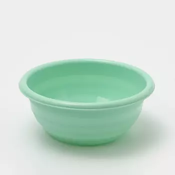 Миска ИскраПласт, 2,1 л, цвет МИКС