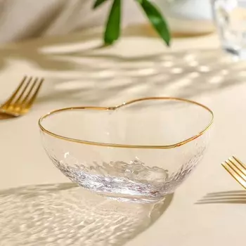 Миска стеклянная фигурная «Сердце», 220 мл, 1210,55 см, цвет прозрачный