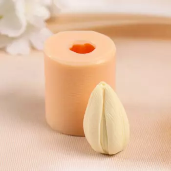 Молд "Бутон тюльпана №2" 2,7х2,7х4,5 см