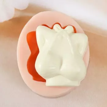 Молд силиконовый "Грудь" 4,5х5,2х3 см