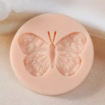 Молд силикон "Бабочка крапивница" 6,5х4,5х0,5 см
